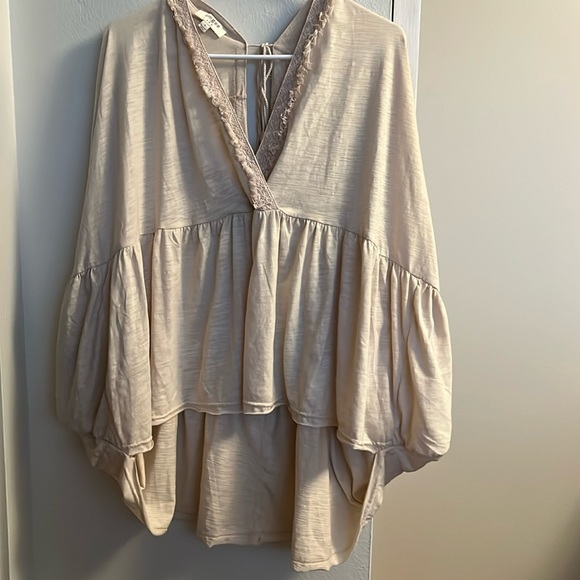 Stylish boho to never worn, clean and in great condition - Picture 1 of 6